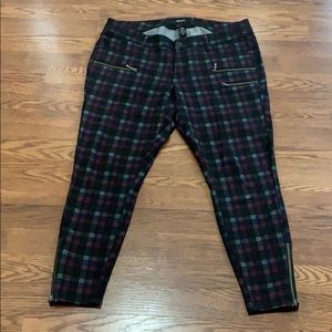 Plaid ankle pants